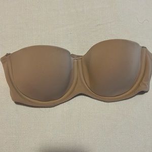 SKIMS 34B strapless bra